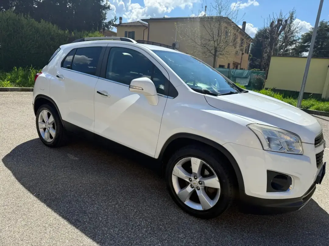 Chevrolet-Trax-10-2013