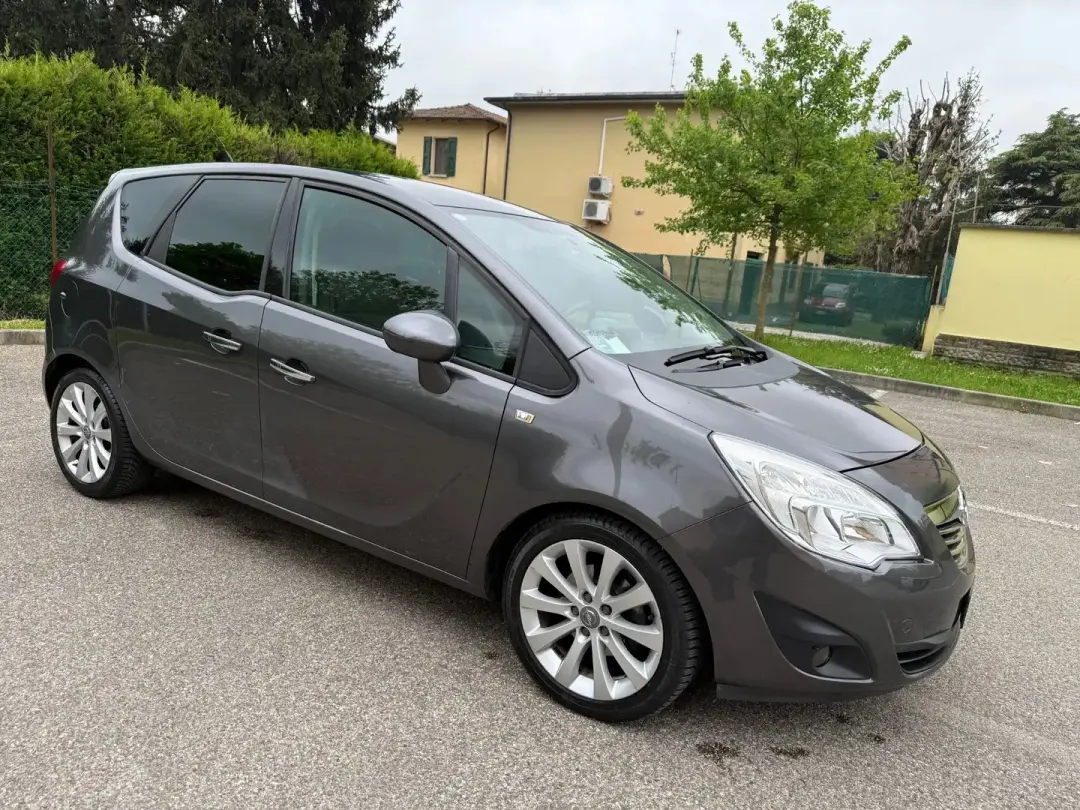 Opel-Meriva-06-2010