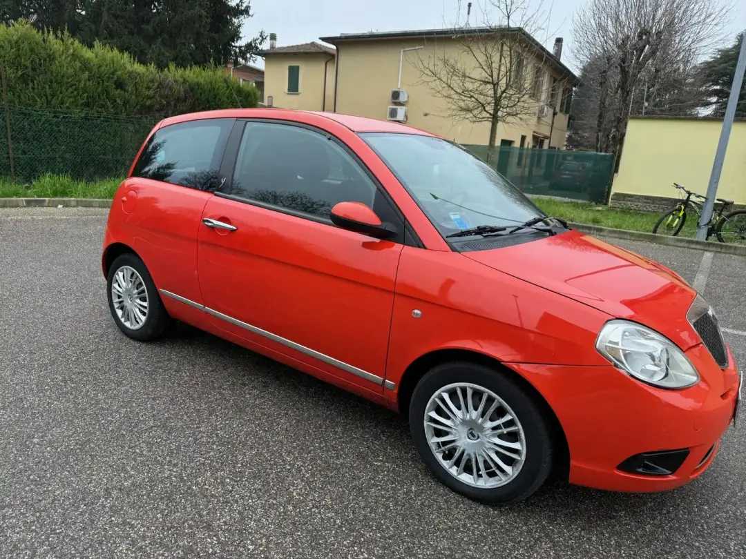Lancia-Ypsilon-06-2007