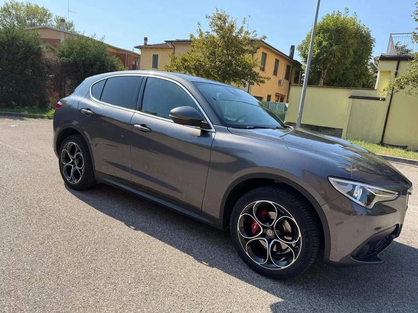 Alfa Romeo Stelvio 2.2 - PELLE - NAV. - 12 MESI DI GARANZIA - - foto 2
