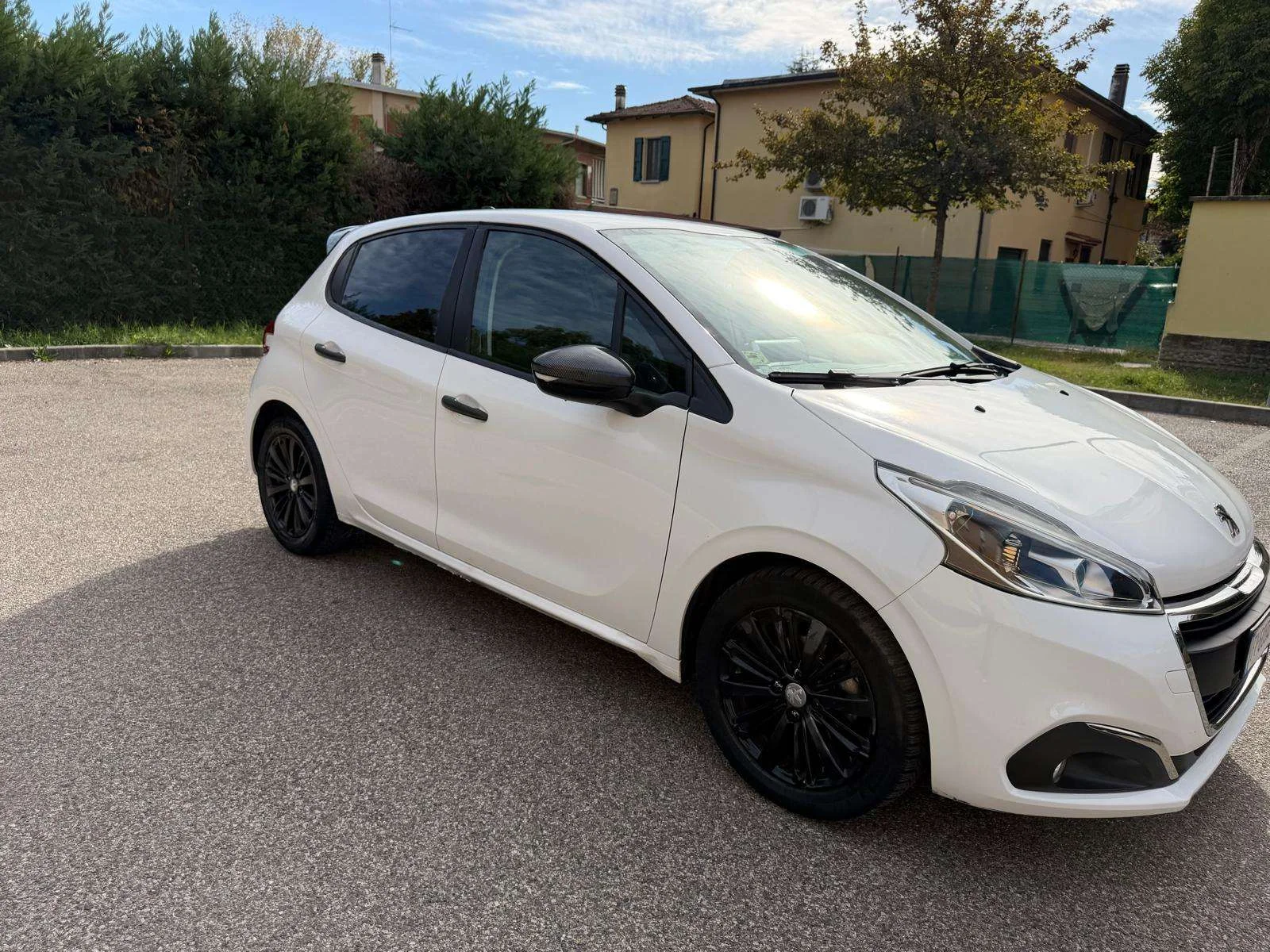 Peugeot 208 1.2 - NEOPATENTATI - 12 MESI DI GARANZIA - - foto 2