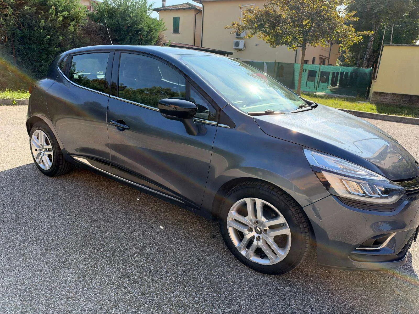 Renault Clio 1.5 dci - NAV. - NEOPATENTATI - 12 MESI DI GARANZIA - - foto 2