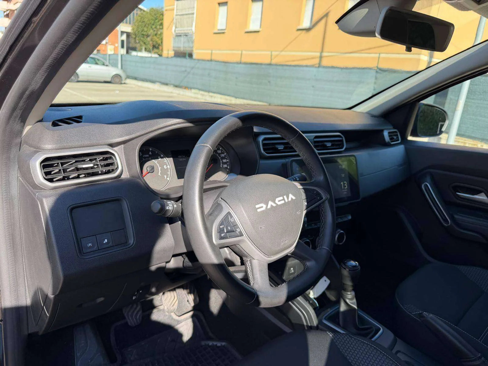Dacia Duster 1.0 tce Gpl - NAV. - NEOP. - 12 MESI DI GARANZIA - - foto 7