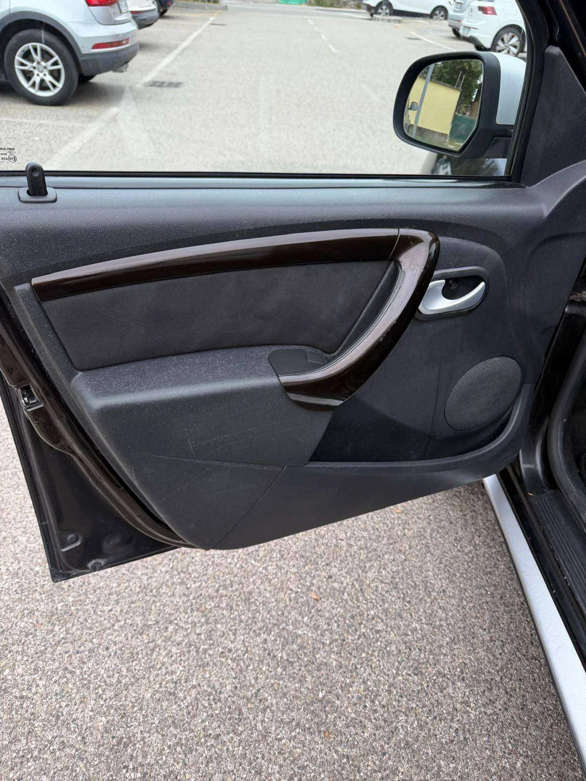 Dacia Duster 1.6 - NEOPATENTATI - 12 MESI DI GARANZIA - - foto 5