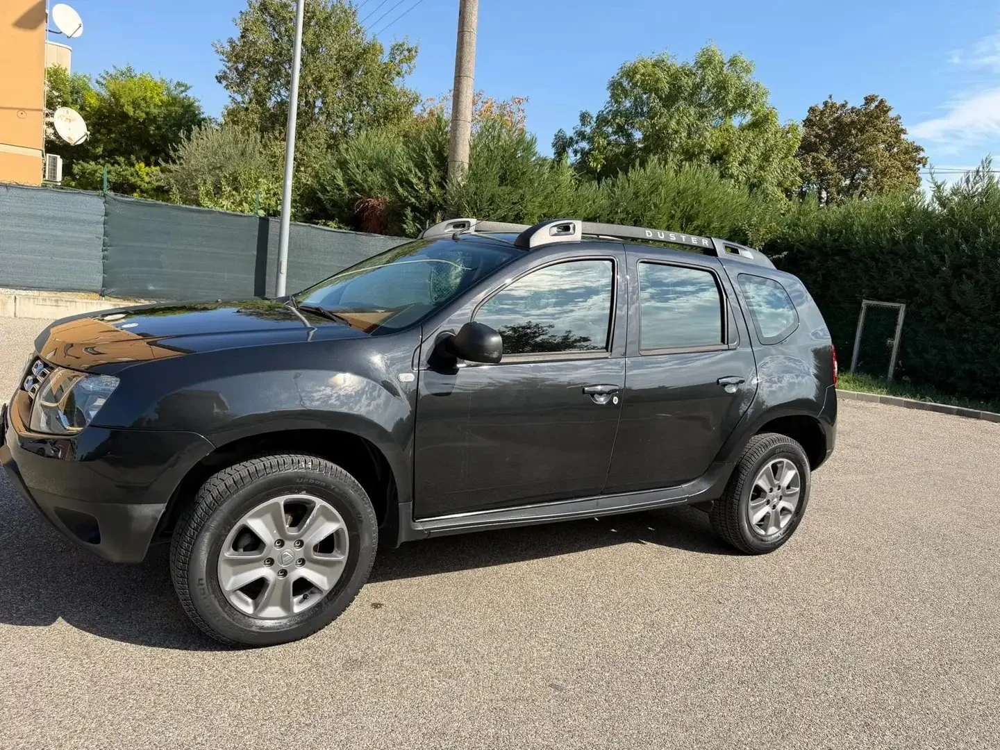 Dacia Duster 1.6 Gpl - NAV. - NEOP. - 12 MESI DI GARANZIA - - foto 4