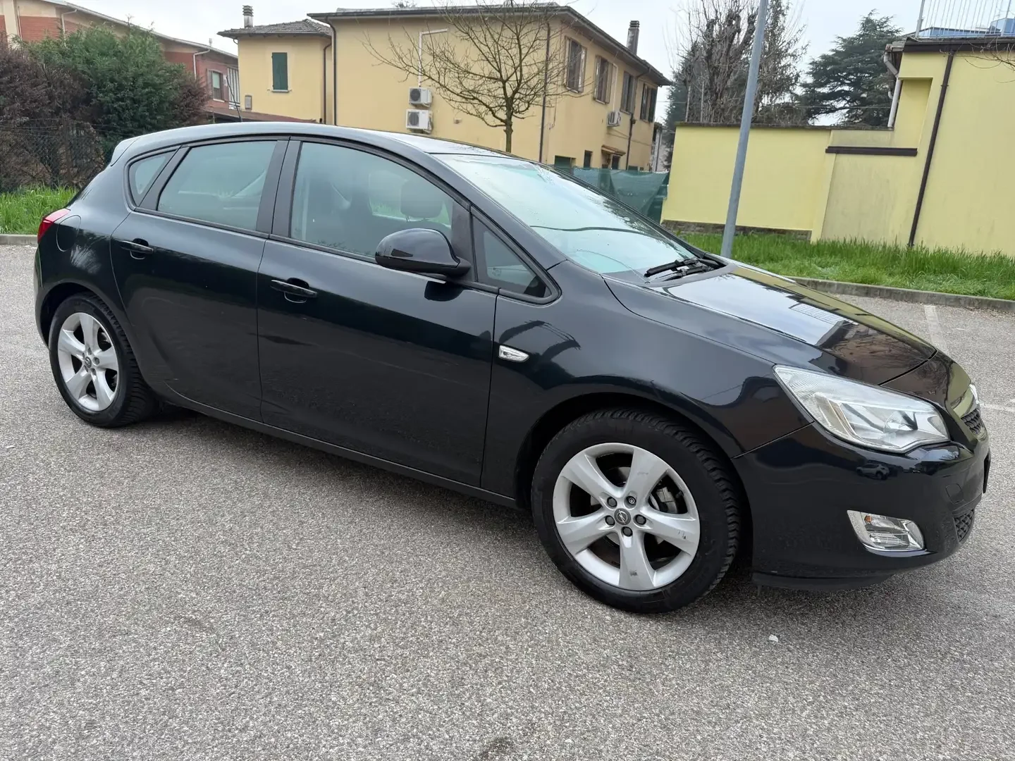 Opel Astra 1.4 METANO - NEOPATENTATI - 12 MESI DI GARANZIA - - foto 2