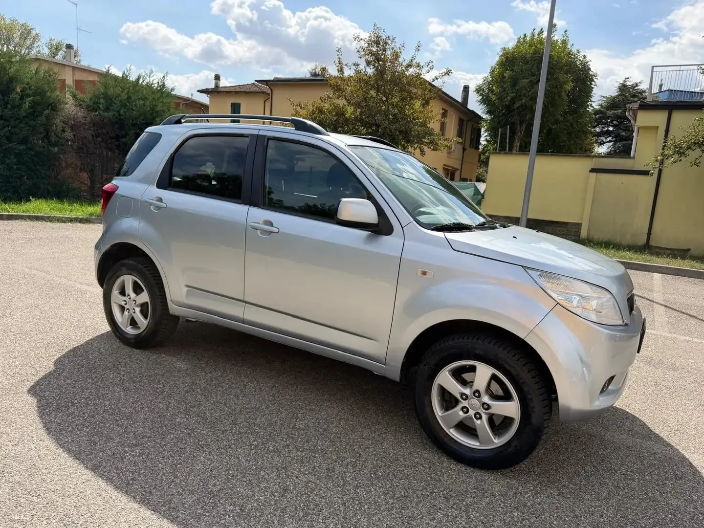 Daihatsu Terios 1.5 4X4 - NEOPATENTATI - OTTIME CONDIZIONI - - foto 2