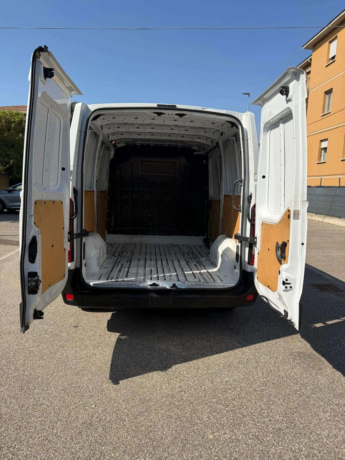 Renault Master T35 2.3 dCi/135 - 12 MESI DI GARANZIA - - foto 6