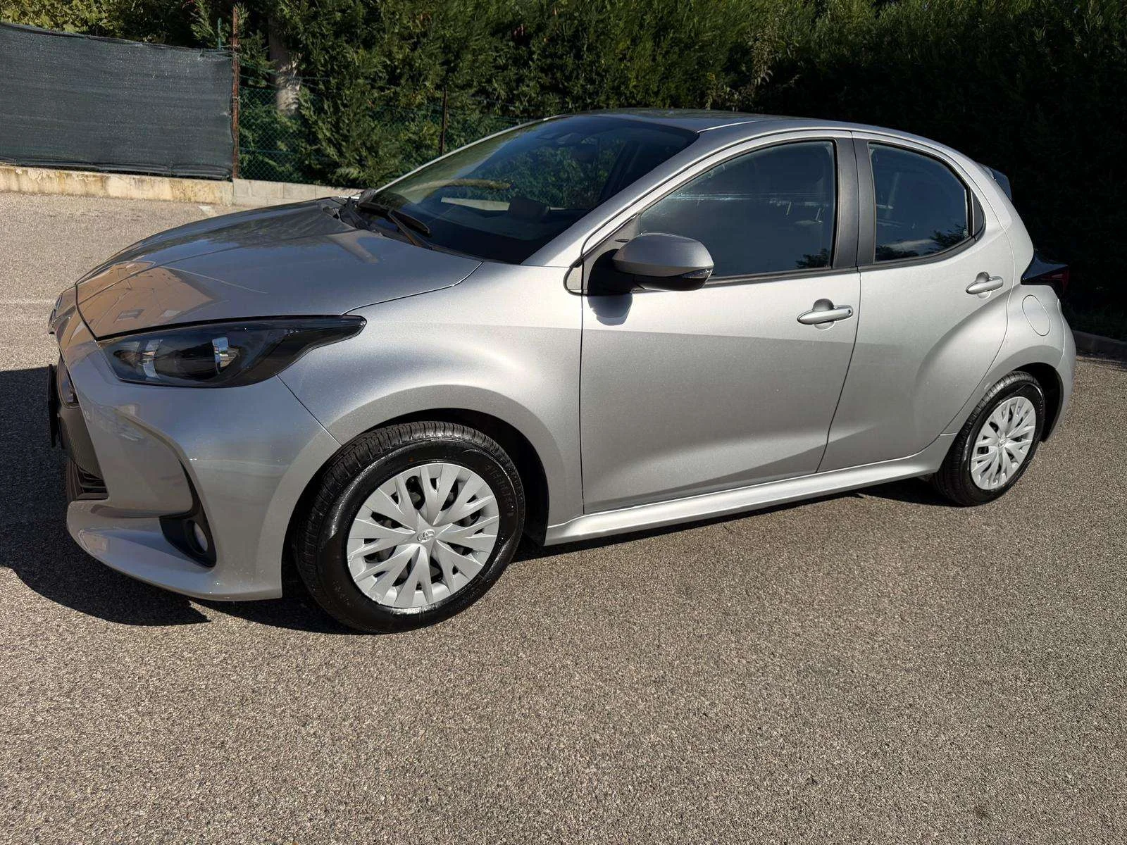 Toyota Yaris 1.5 HYBRID - NEOPATENTATI - 12 MESI DI GARANZIA - - foto 4