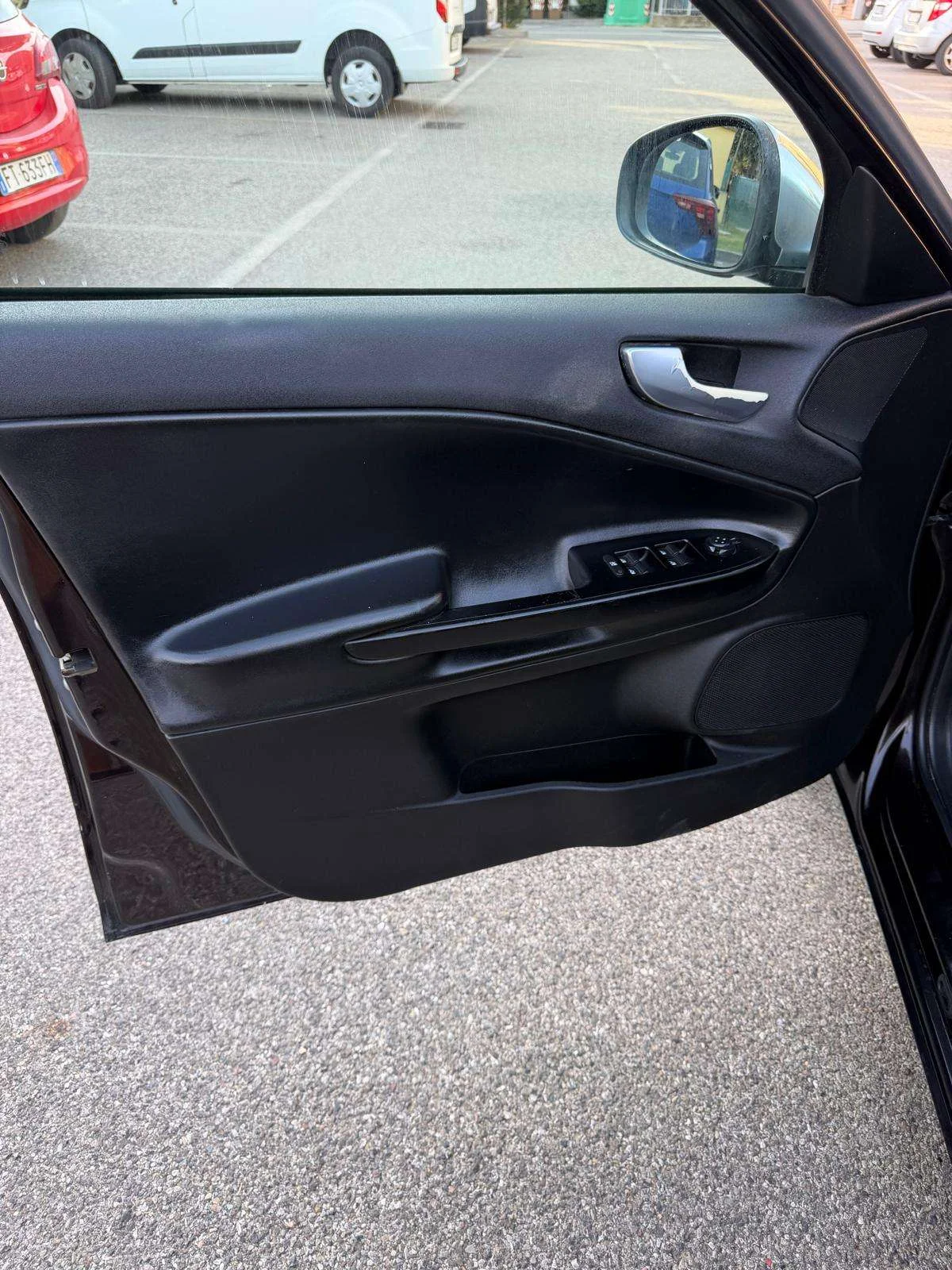 Alfa Romeo Giulietta 1.6 JTDM - NEOPATENTATI - 12 MESI DI GARANZIA - - foto 6