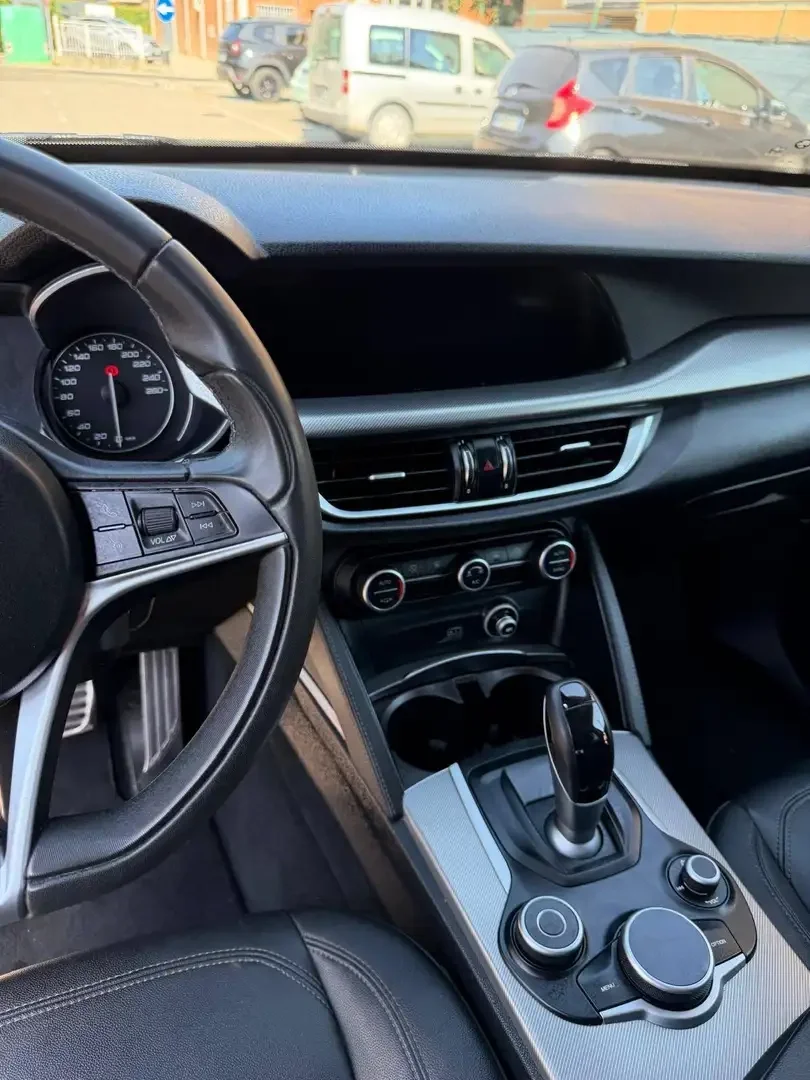 Alfa Romeo Stelvio 2.2 - PELLE - NAV. - 12 MESI DI GARANZIA - - foto 8