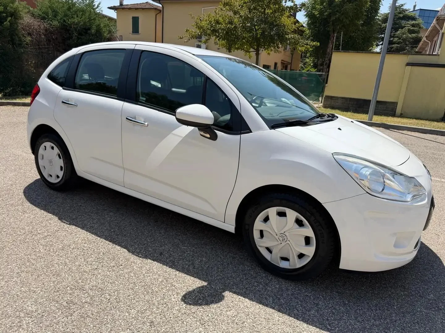 Citroen C3 1.2 - NEOPATENTATI - 12 MESI DI GARANZIA - - foto 2