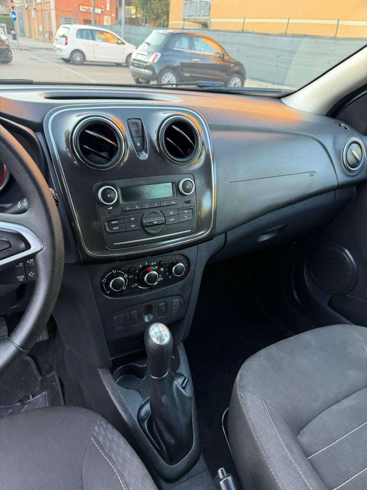 Dacia Sandero 1.0 - NEOPATENTATI - 12 MESI DI GARANZIA - - foto 8