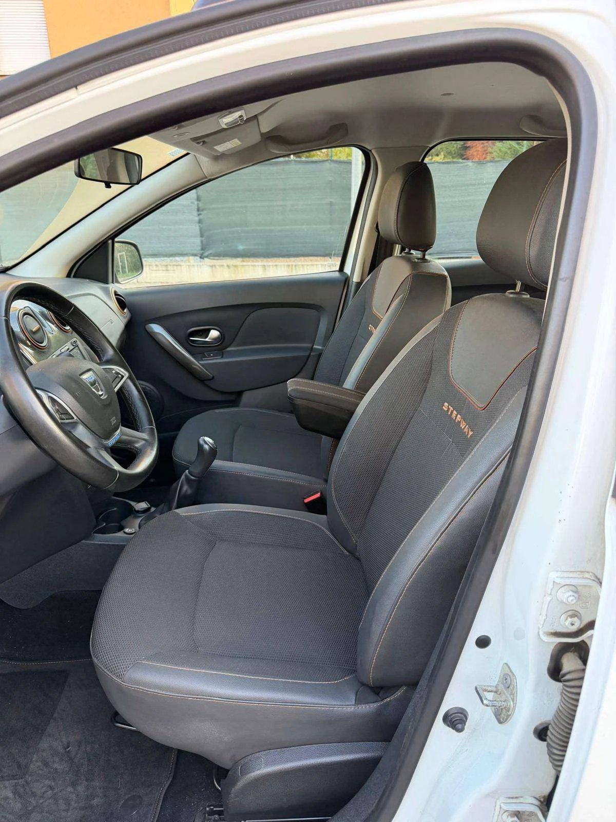 Dacia Sandero 0.9 tce Gpl - NAV. - NEOP. - 12 MESI DI GARANZIA - - foto 9