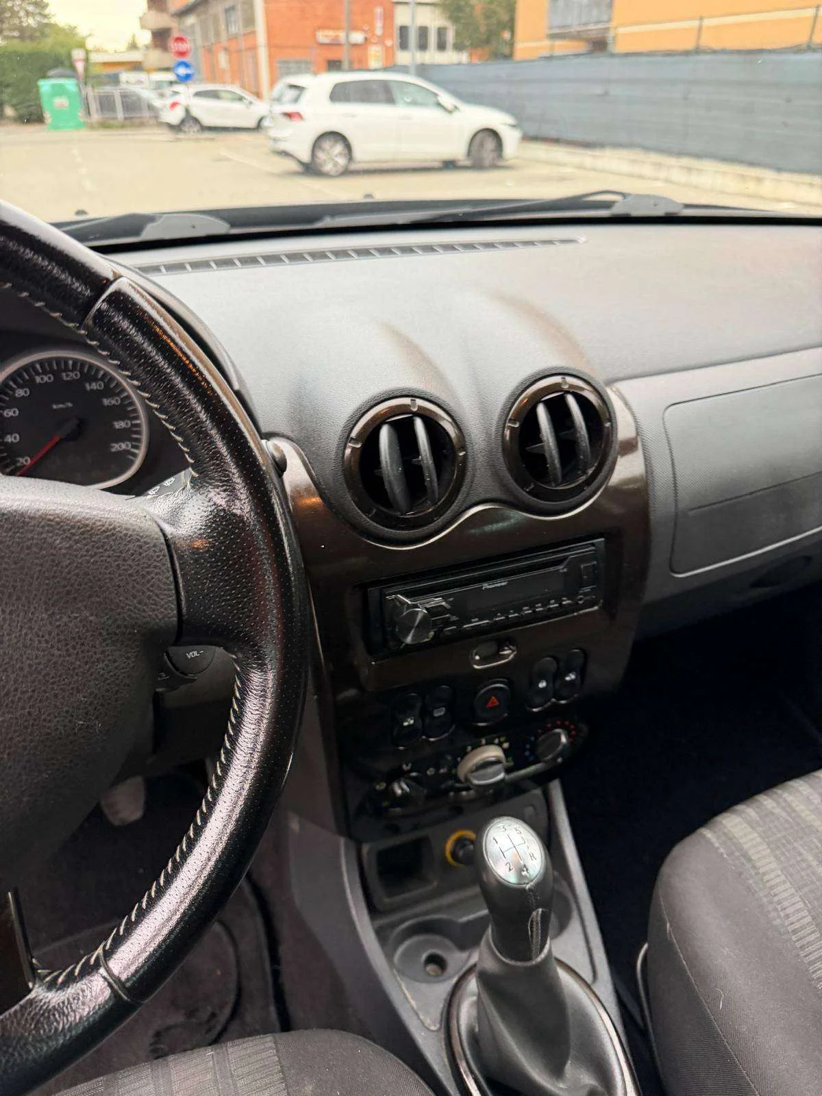 Dacia Duster 1.6 - NEOPATENTATI - 12 MESI DI GARANZIA - - foto 9