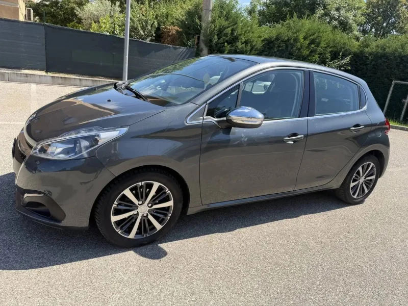 Peugeot 208 1.2 Gpl - NEOP. - NAV. - 12 MESI DI GARANZIA - — foto 4