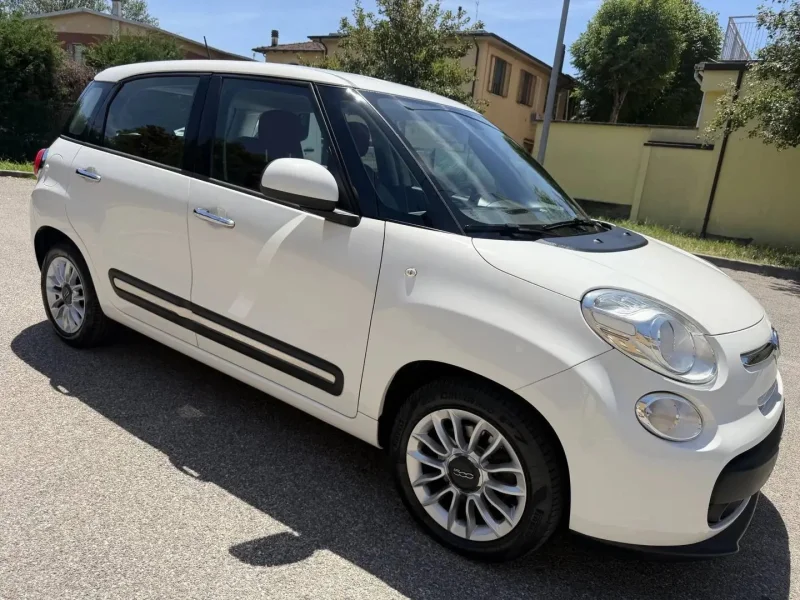 Fiat 500L 1.3 MJT - NEOPATENTATI - 12 MESI DI GARANZIA - — foto 2