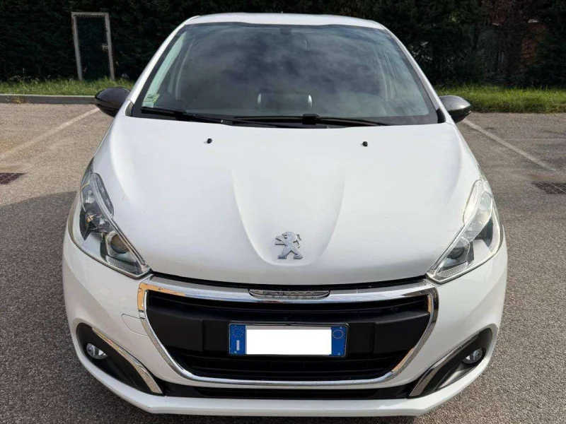 Peugeot 208 1.2 - NEOPATENTATI - 12 MESI DI GARANZIA - — foto 1
