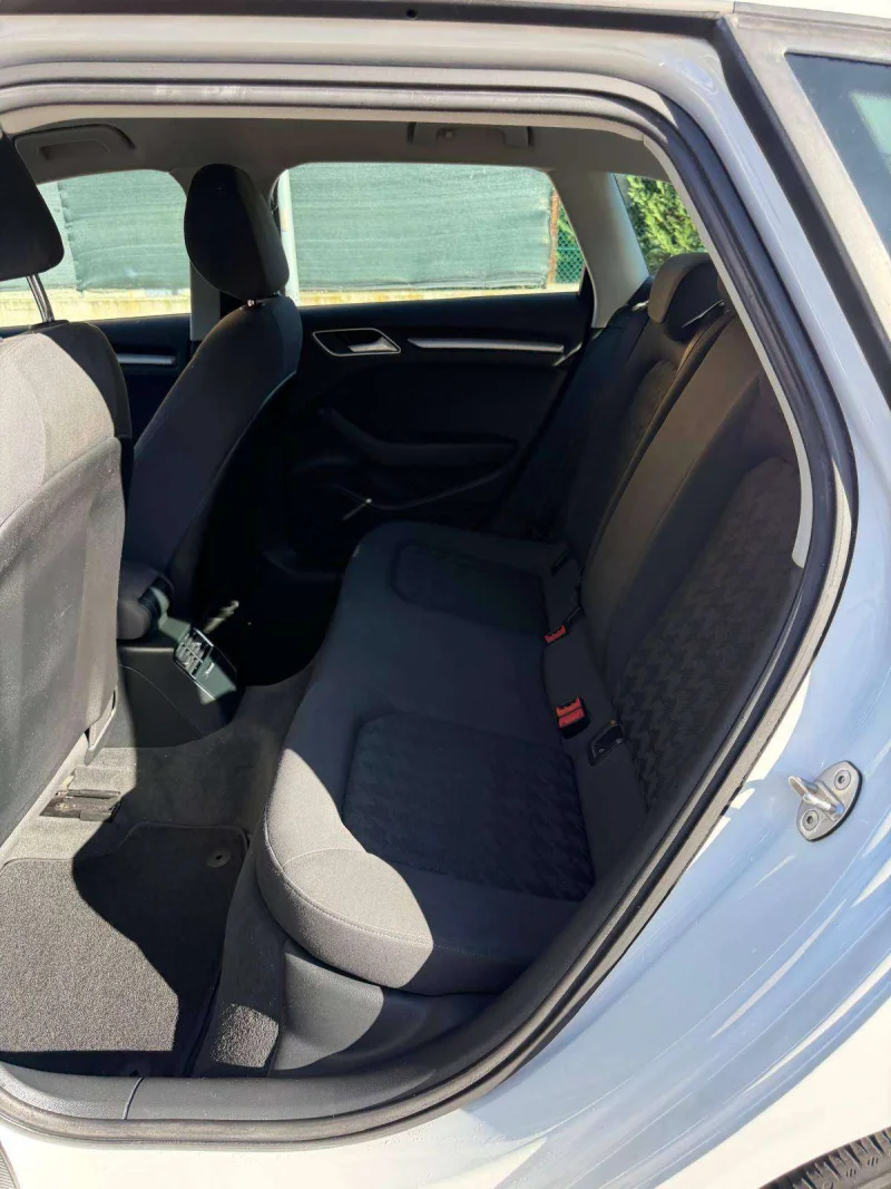 Audi A3 Sportback 1.6 TDI - NEOP. - NAV. - 12 MESI DI GARANZIA - — foto 10