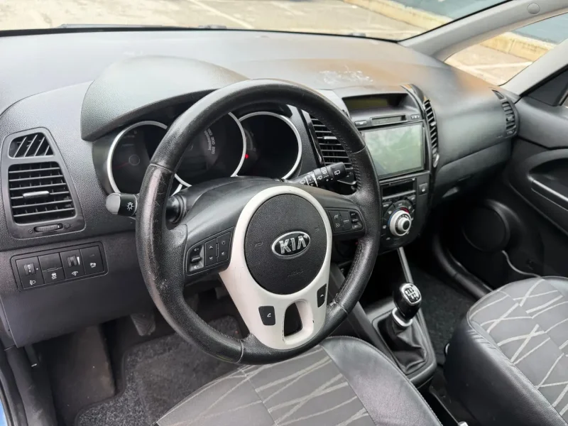 Kia Venga 1.4 crdi - TETTO - NEOP. - 12 MESI DI GARANZIA - — foto 7