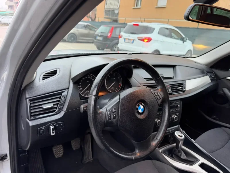 BMW X1 E84 2.0 - 12 MESI DI GARANZIA - — foto 7