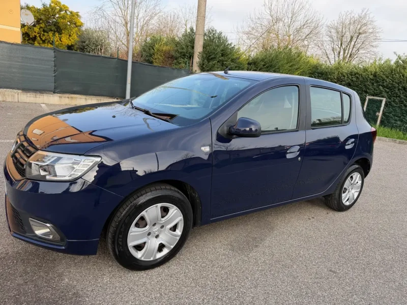 Dacia Sandero II 2017 1.5 dci - NEOP. - NAV. - 12 MESI DI GARANZIA - — foto 4