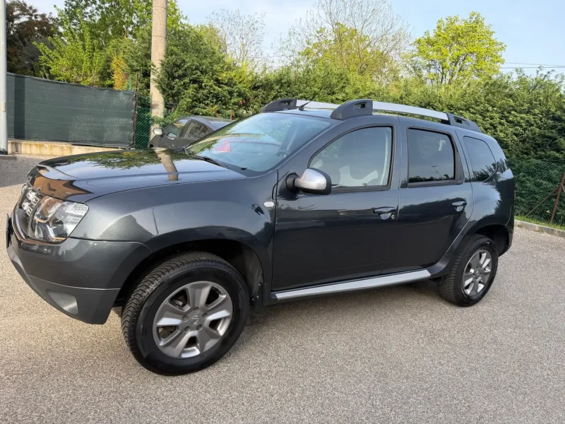 Dacia Duster I 2014 1.6 Gpl - NAV. - NEOP. - 12 MESI DI GARANZIA - — foto 4