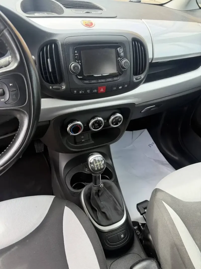 Fiat 500L 1.3 MJT - NEOPATENTATI - OTTIME CONDIZIONI - — foto 8