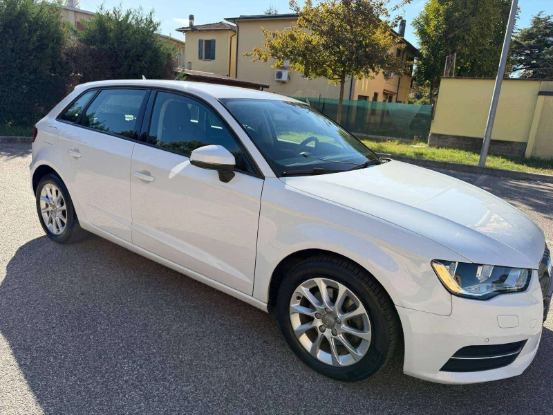 Audi A3 Sportback 1.6 TDI - NEOP. - NAV. - 12 MESI DI GARANZIA - — foto 2