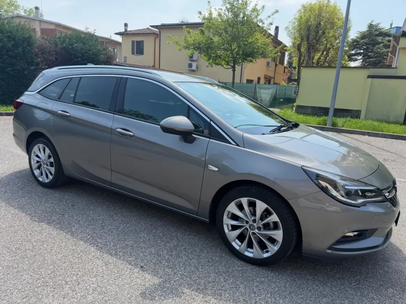 Opel Astra V 2016 Sports Tourer Sports Tourer 1.6 cdti 1.5 dci - NEOP. - NAV. - 12 MESI DI GARANZIA - — foto 2