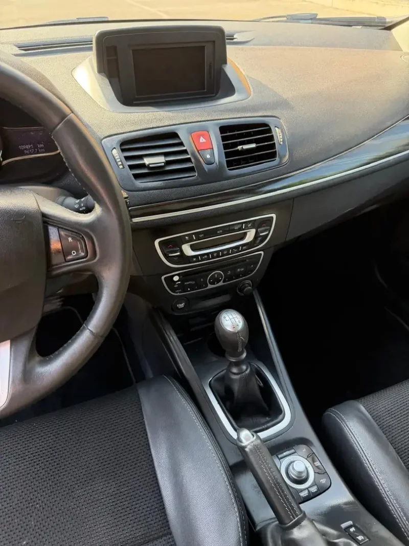 Renault Megane SporTour 1.5 dci - NAV. - 12 MESI DI GARANZIA - — foto 8