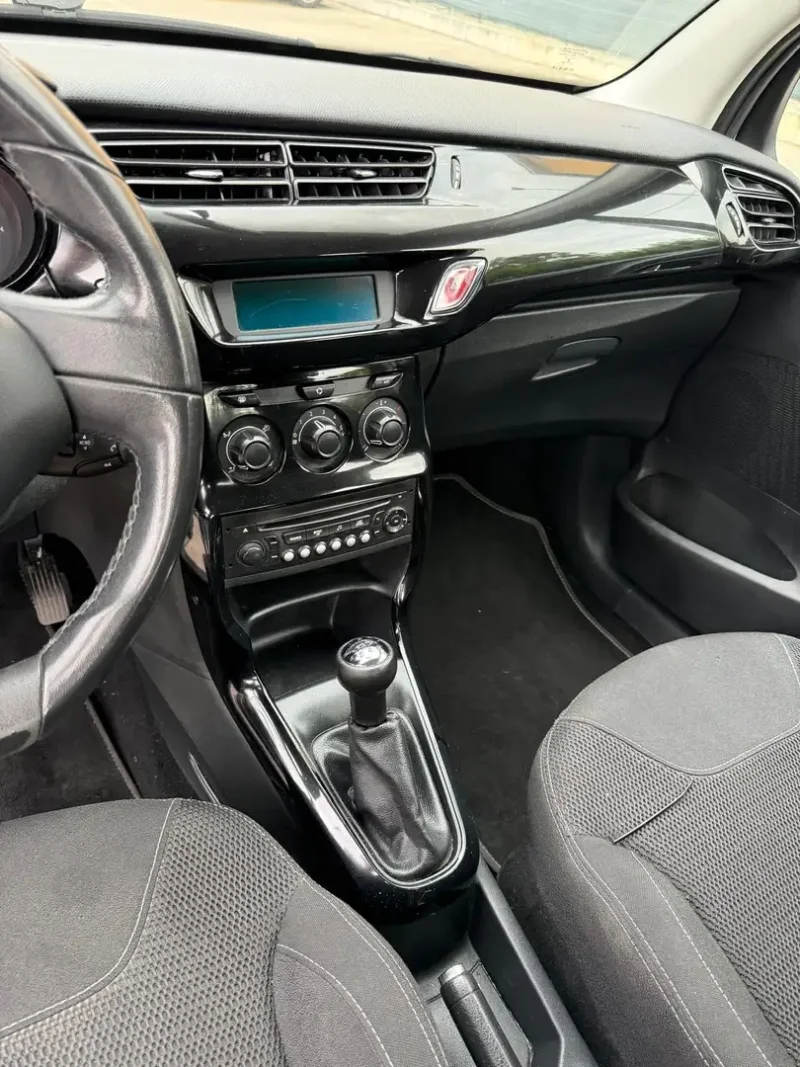 Citroen C3 1.2 - NEOPATENTATI - 12 MESI DI GARANZIA - — foto 8
