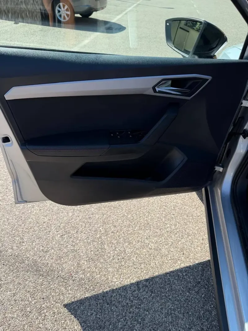 SEAT Arona 1.0 tgi FR 90cv — foto 6