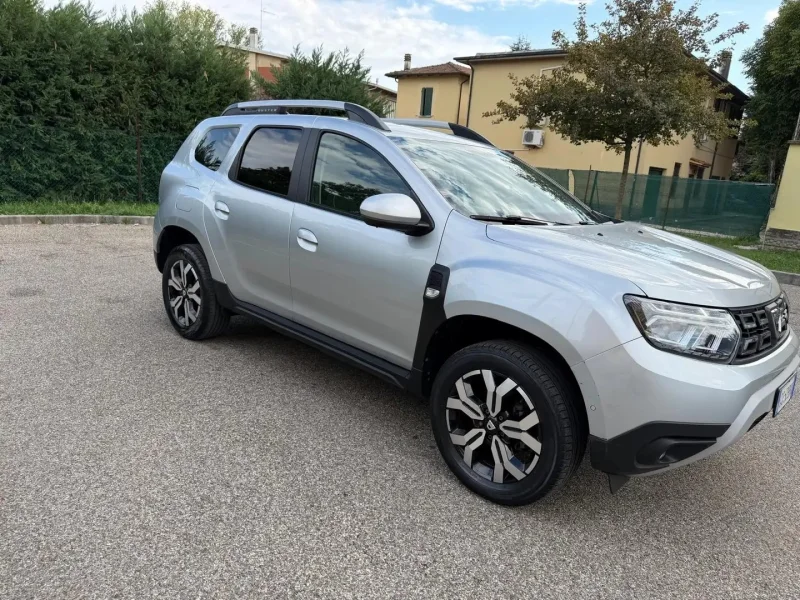 Dacia Duster 1.0 tce Gpl - NAV. - NEOP. - 12 MESI DI GARANZIA - — foto 2