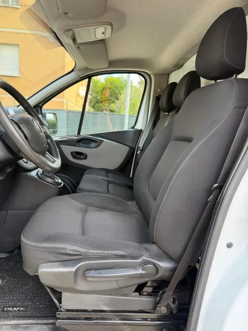 Renault Trafic 1.6 dCi 120CV S&S - 12 MESI DI GARANZIA - — foto 10