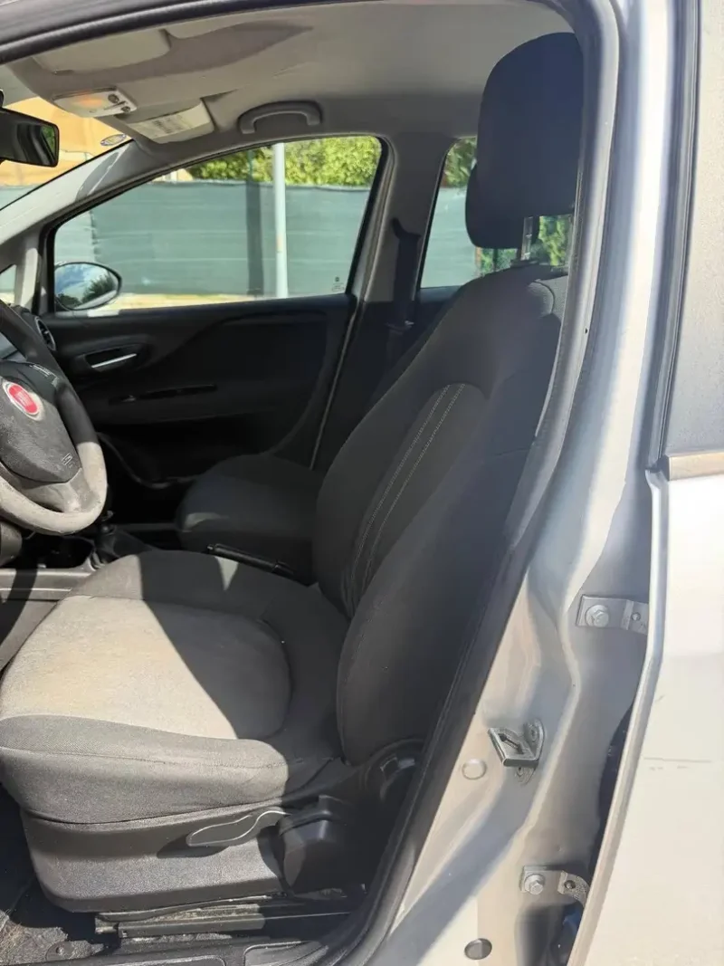 Fiat Punto 1.4 METANO - NEOPATENTATI - 12 MESI DI GARANZIA - — foto 9