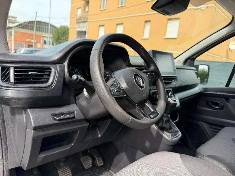 Renault Trafic T30 2.0 dCi 150CV S&S - 12 MESI DI GARANZIA - — foto 8