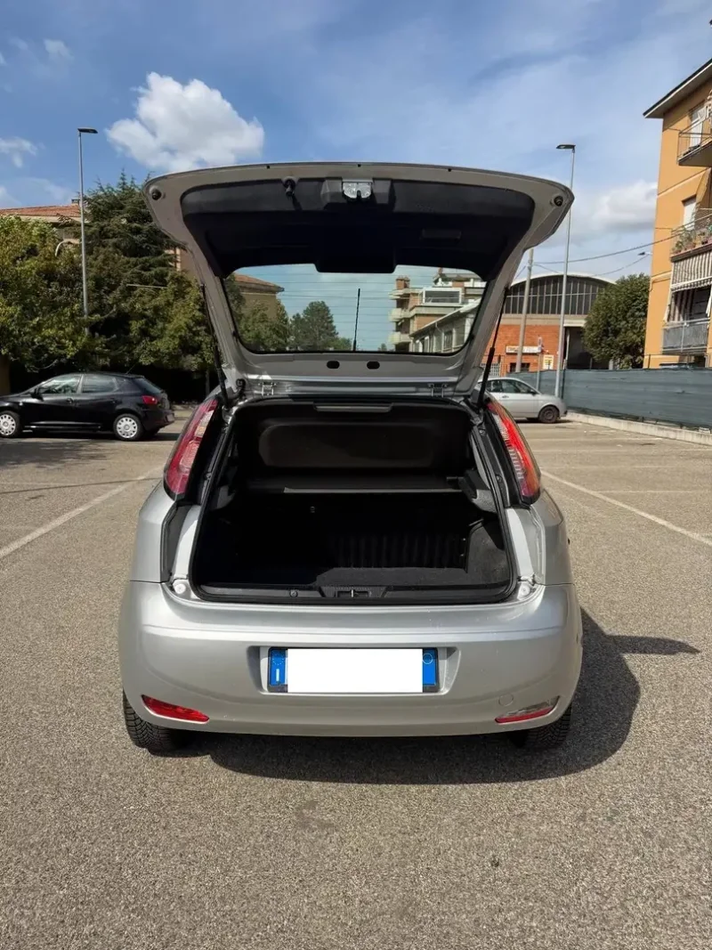 Fiat Punto 1.4 METANO - NEOPATENTATI - 12 MESI DI GARANZIA - — foto 5