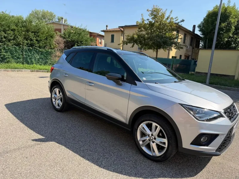 SEAT Arona 1.0 tgi FR 90cv — foto 2