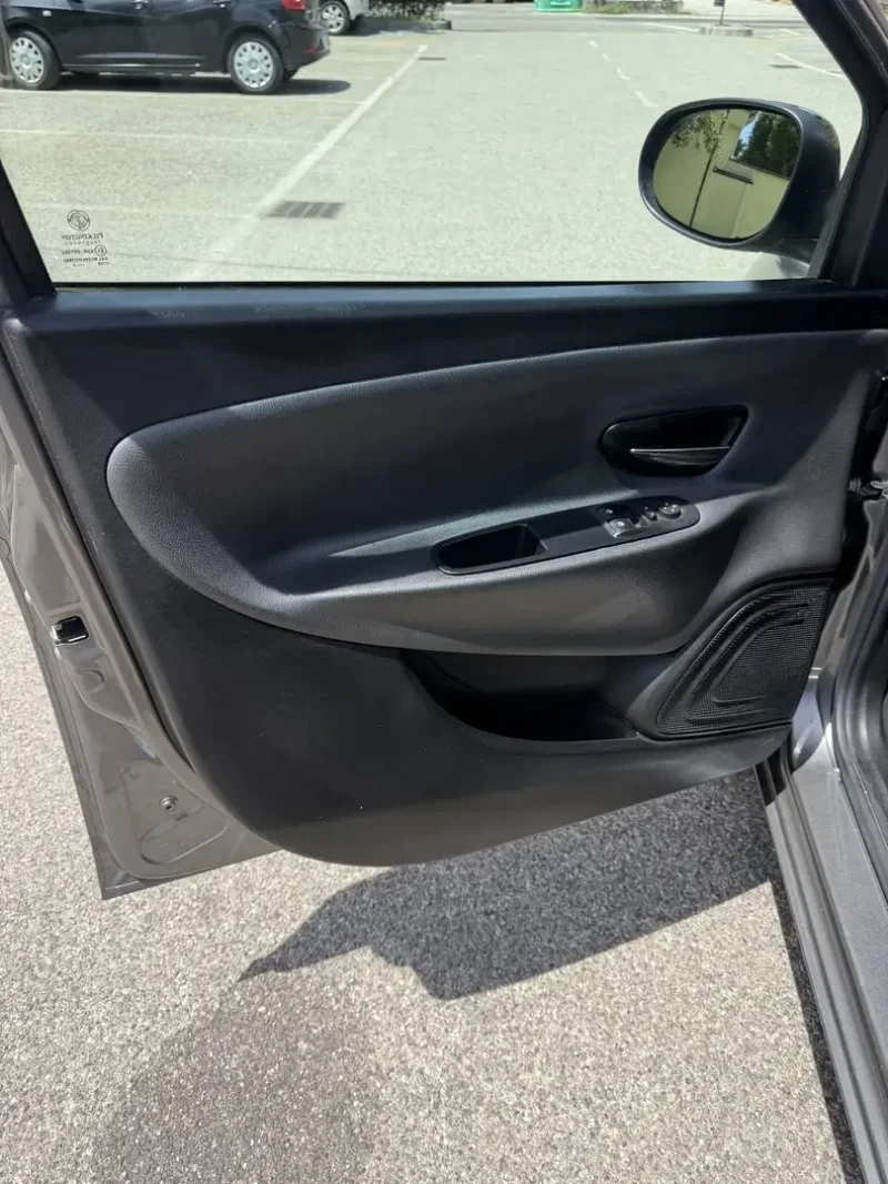 Lancia Ypsilon 1.2 Gpl - NEOP. - 12 MESI DI GARANZIA - — foto 6