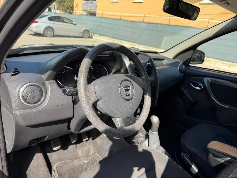 Dacia Duster 1.6 Gpl - NAV. - NEOP. - 12 MESI DI GARANZIA - — foto 7