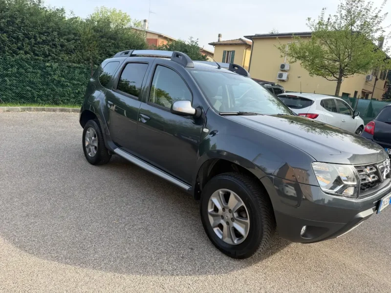 Dacia Duster I 2014 1.6 Gpl - NAV. - NEOP. - 12 MESI DI GARANZIA - — foto 2