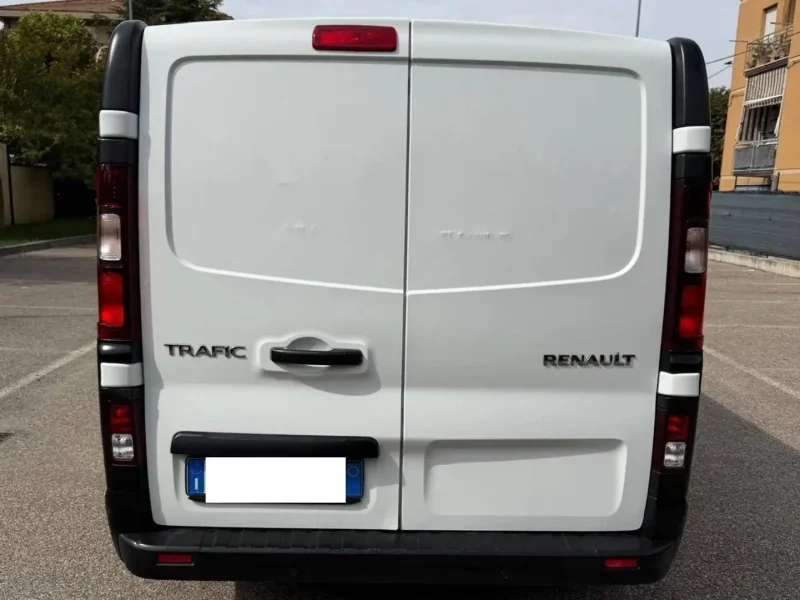 Renault Trafic T30 2.0 dCi 150CV S&S - 12 MESI DI GARANZIA - — foto 3