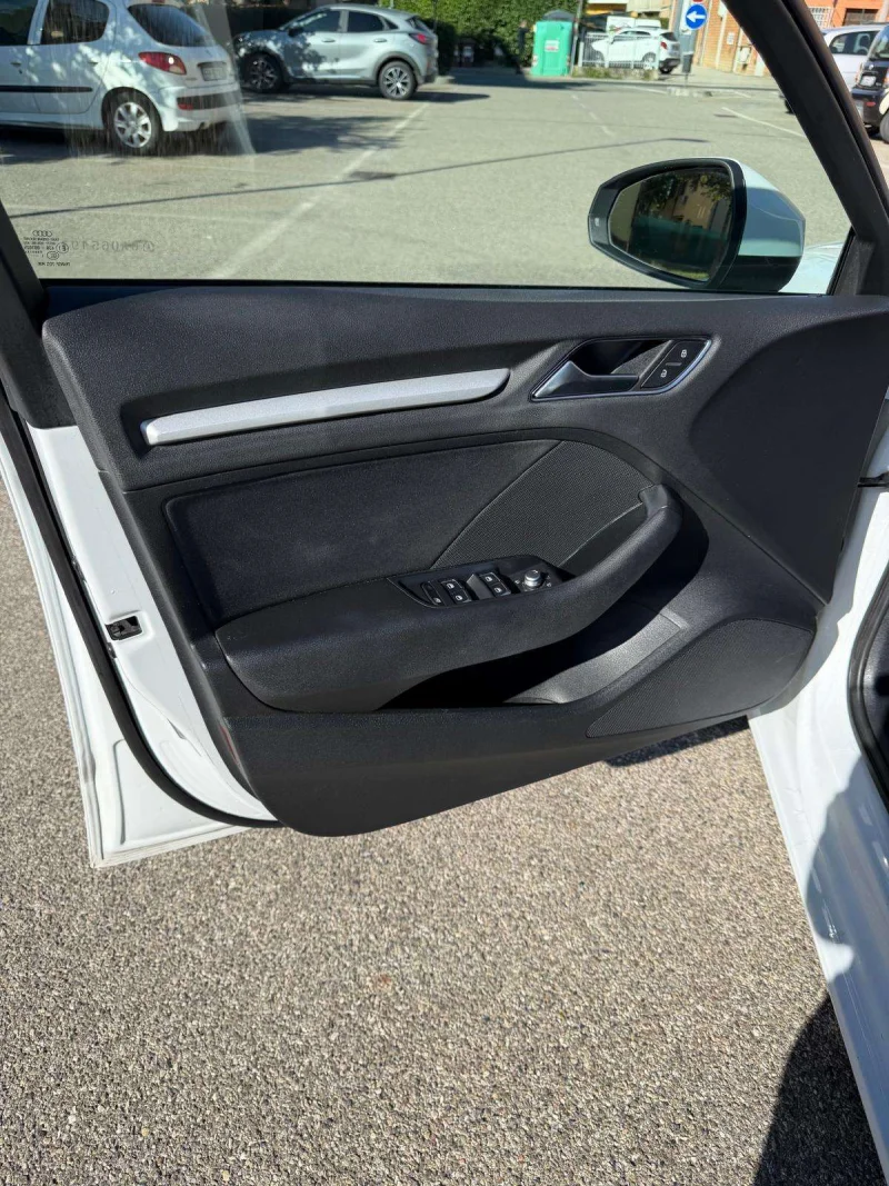 Audi A3 Sportback 1.6 TDI - NEOP. - NAV. - 12 MESI DI GARANZIA - — foto 6