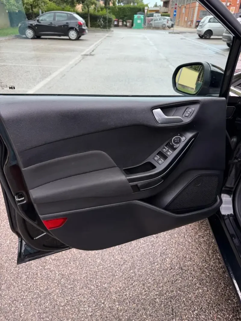 Ford Fiesta 1.1 - NEOPATENTATI - 12 MESI DI GARANZIA - — foto 6