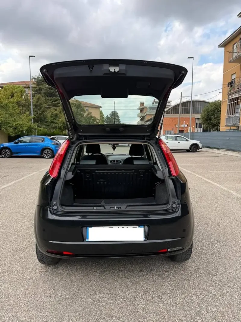 Fiat Grande Punto 1.4 METANO - NEOPATENTATI - 12 MESI DI GARANZIA - — foto 5
