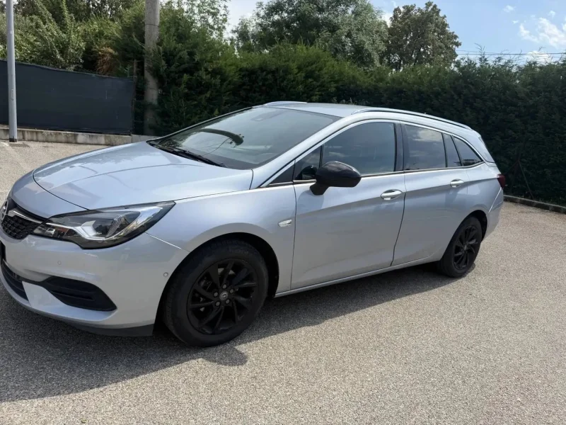 Opel Astra Sports Tourer 1.5 dci - NEOP. - NAV. - 12 MESI DI GARANZIA - — foto 4