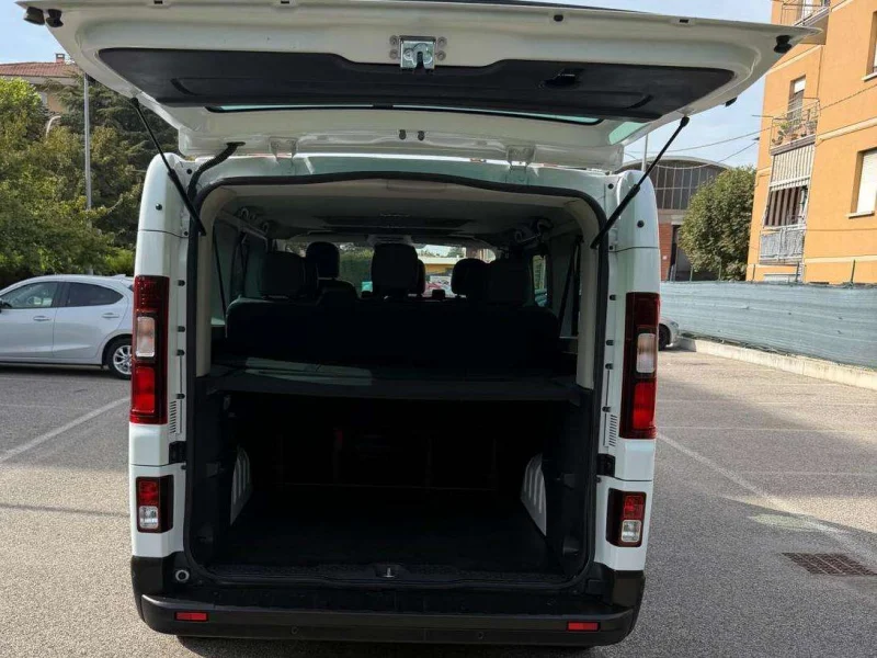 Renault Trafic 2.0 dCi - 9 POSTI - NAV - 12 MESI DI GARANZIA — foto 5
