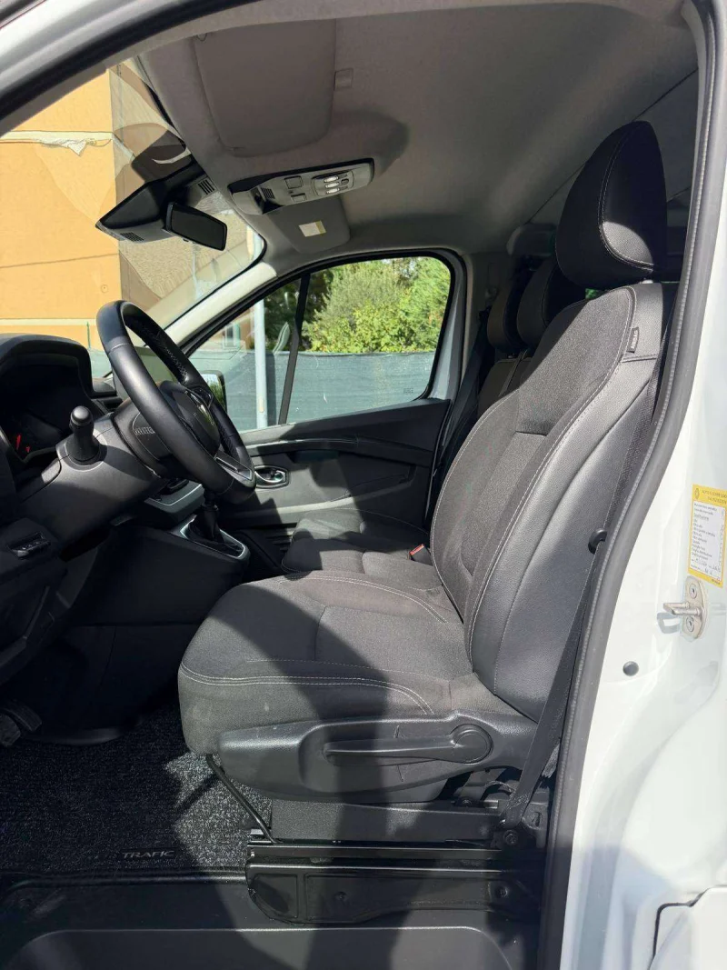 Renault Trafic 2.0 dCi - 9 POSTI - NAV - 12 MESI DI GARANZIA — foto 9