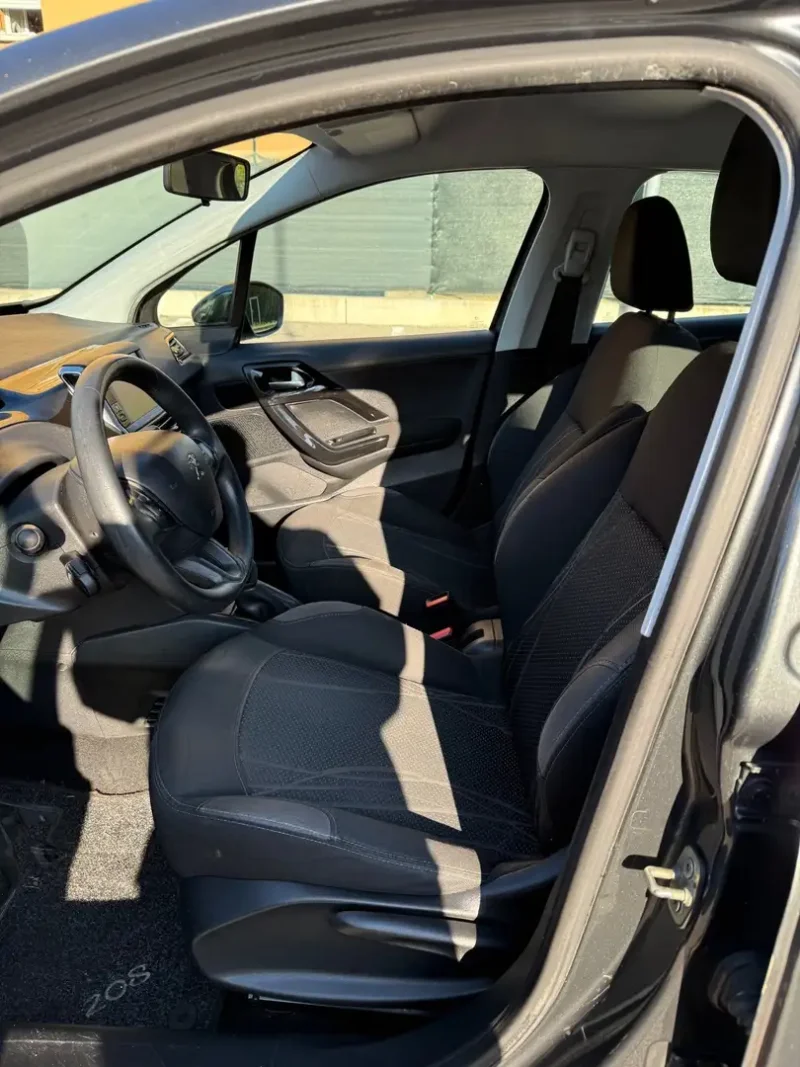 Peugeot 208 I 2012 1.4 HDI - NEOPATENTATI - 12 MESI DI GARANZIA - — foto 9